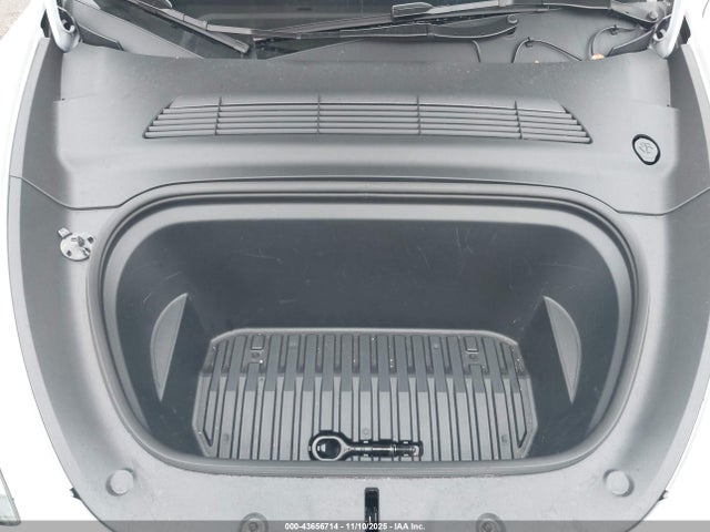 2024 TESLA MODEL Y 7SAYGDEFXRF161301 Photo 9