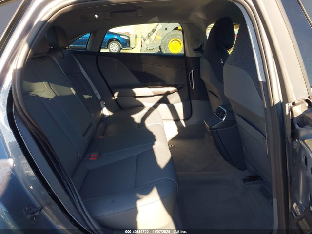 50EA1PGA4TA015815 Lucid Air
