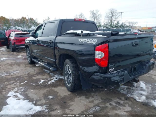 2019 TOYOTA TUNDRA 5TFDW5F15KX804947 Photo 2