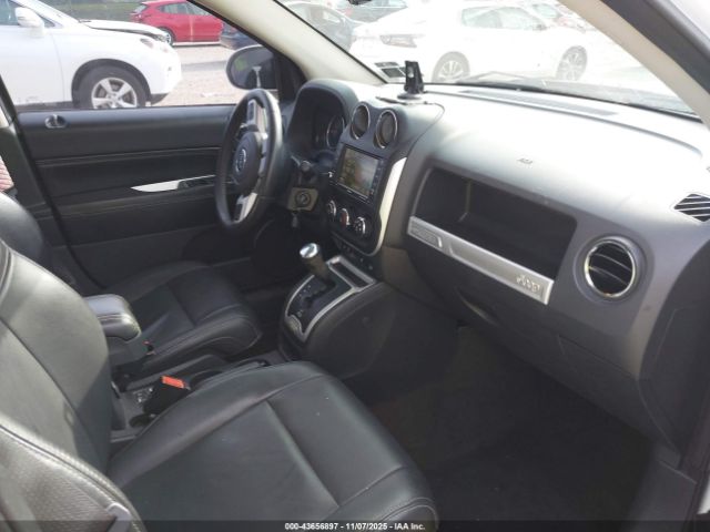 2015 JEEP COMPASS 1C4NJDEB8FD396605 Photo 4