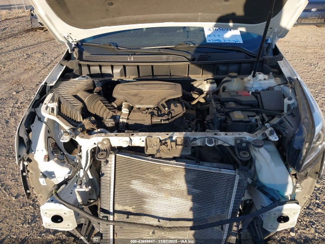 2018 CADILLAC XT5 1GYKNDRS0JZ110396 Photo 9