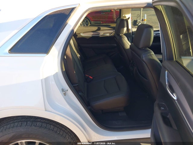 2018 CADILLAC XT5 1GYKNDRS0JZ110396 Photo 7