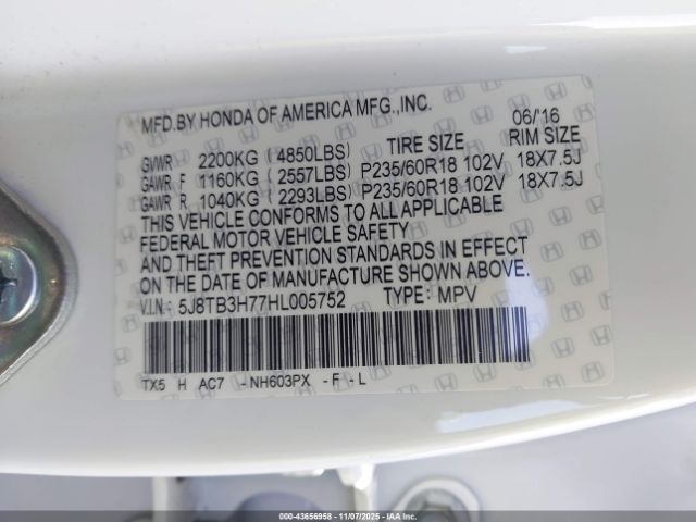 2017 ACURA RDX 5J8TB3H77HL005752 Photo 8