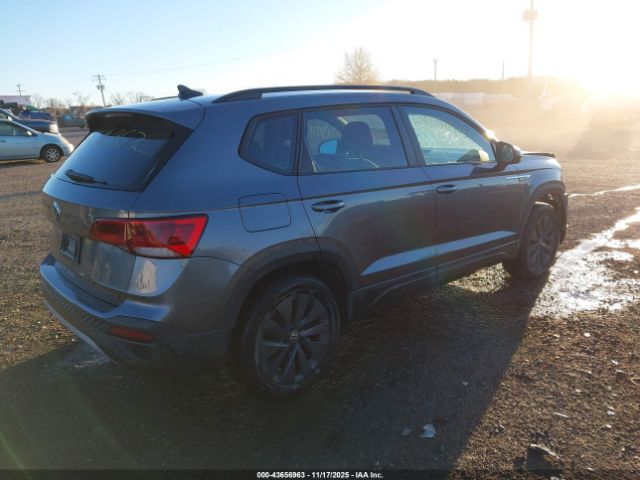 2022 VOLKSWAGEN TAOS 3VVMX7B2XNM033307 Photo 3