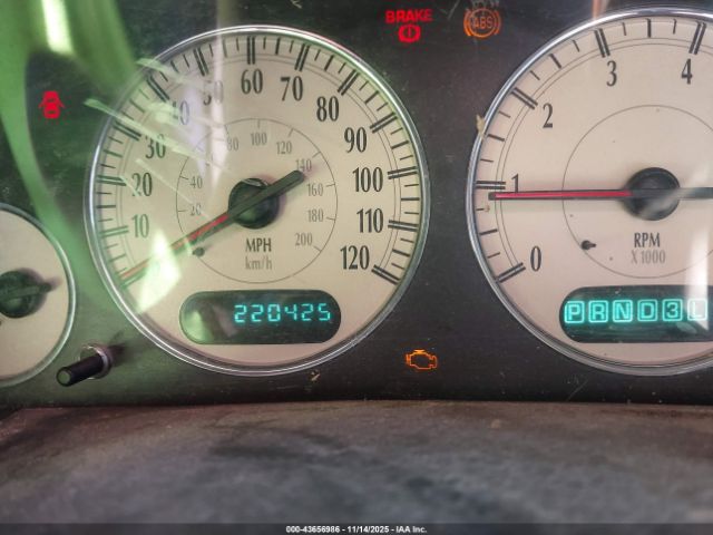 2003 CHRYSLER TOWN & COUNTRY 2C8GT64LX3R268253 Photo 6