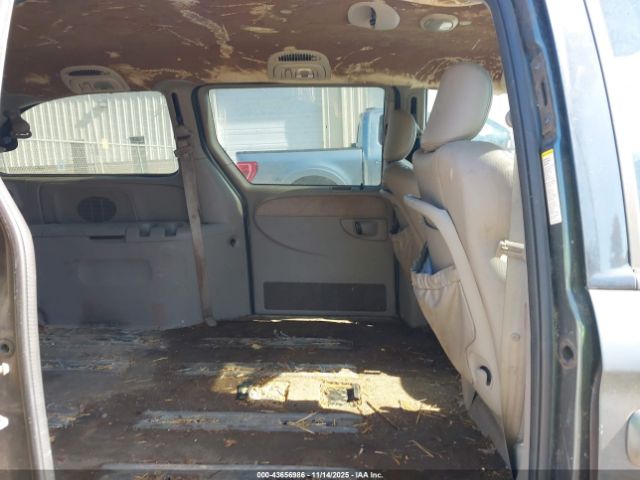 2003 CHRYSLER TOWN & COUNTRY 2C8GT64LX3R268253 Photo 7