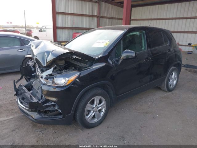 2021 CHEVROLET TRAX KL7CJKSB8MB300994 Photo 1
