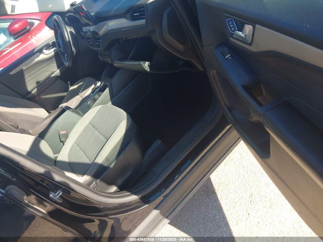 1FMCU0G62MUA27853 Ford ESCAPE SE