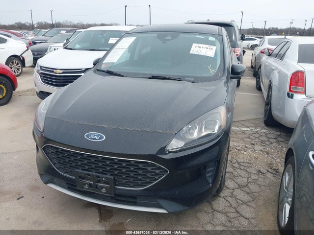1FMCU0G62MUA27853 Ford ESCAPE SE