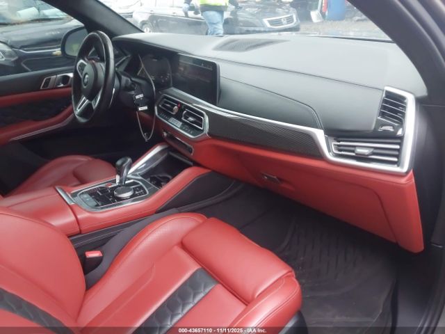 2022 BMW X5 M 5YMJU0C09N9M27871 Photo 4