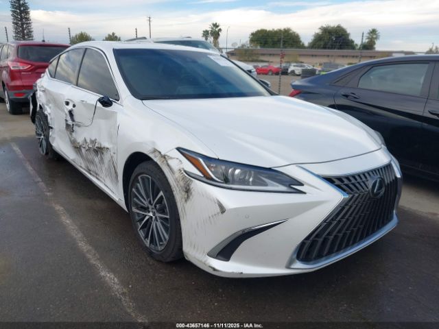 2025 LEXUS ES 300H 58ADA1C12SU068986