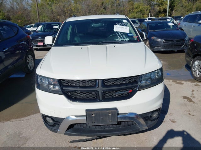 Dodge Journey Crossroad Plus 2017 3C4PDCGB8HT708586 Image 11