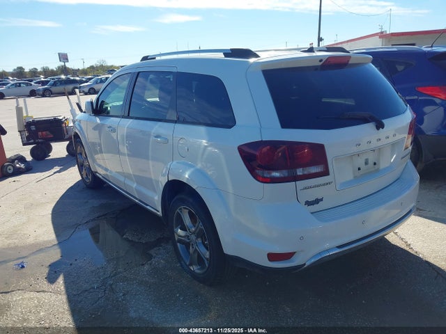 Dodge Journey Crossroad Plus 2017 3C4PDCGB8HT708586 Image 3