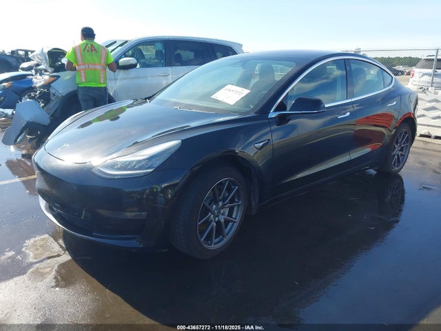 2018 TESLA MODEL 3 5YJ3E1EA7JF173488 Photo 1