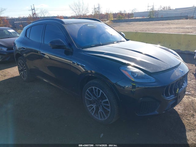 2023 MASERATI GRECALE ZN682AVA5P7429445
