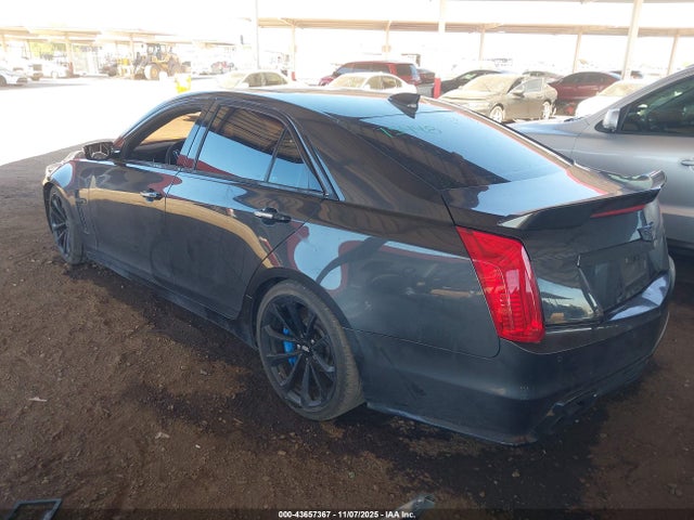 2016 CADILLAC CTS-V 1G6A15S68G0192409 Photo 2