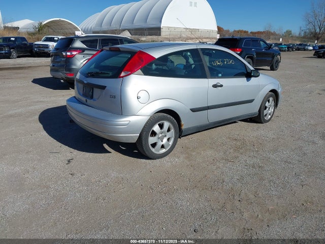 Продаж на аукціоні авто 2001 Ford Focus Zx3, vin: 3FAFP31311R210954, номер лоту: 43657370