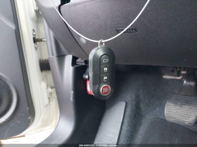 2016 FIAT 500E 3C3CFFGEXGT121992 Photo 10