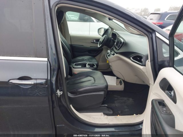 2020 CHRYSLER PACIFICA 2C4RC1BGXLR277070 Photo 4
