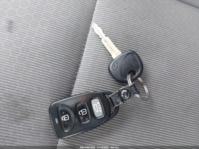 Hyundai ELANTRA SE 2018 5NPD74LF7JH298376 Image 11