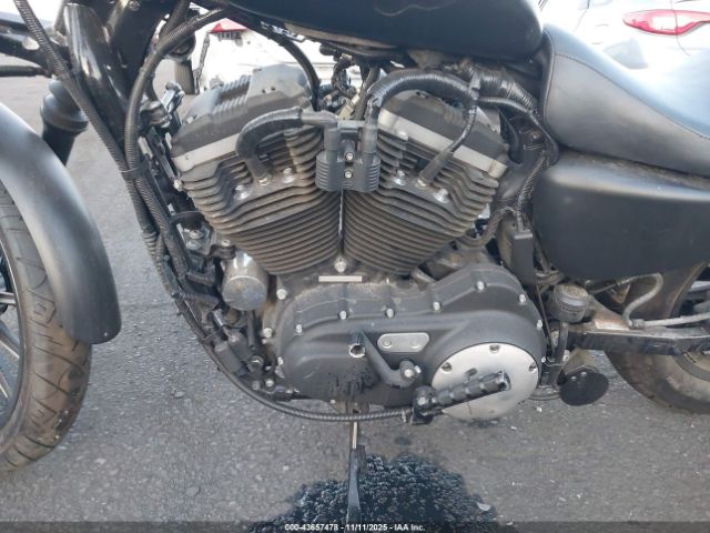 2010 HARLEY-DAVIDSON XL883 1HD4LE230AC428436 Photo 8