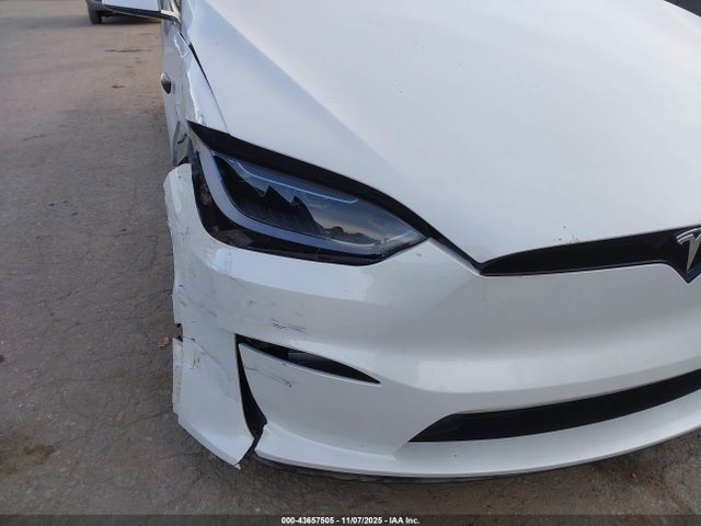 2023 TESLA MODEL X 7SAXCBE66PF408435 Photo 5
