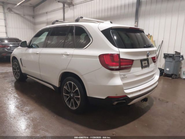 2018 BMW X5 5UXKR0C57J0X86952 Photo 2