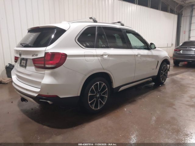 2018 BMW X5 5UXKR0C57J0X86952 Photo 3