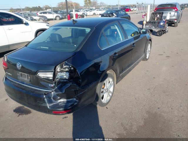 2018 VOLKSWAGEN JETTA 3VWL17AJ4JM211885 Photo 3