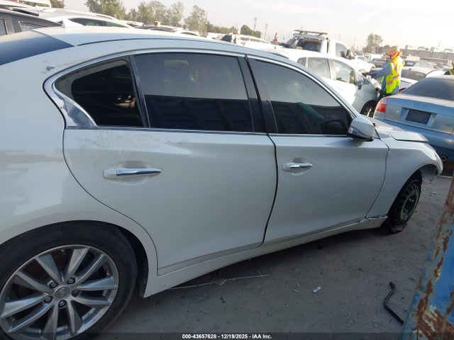 JN1EV7APXJM592127 Infiniti Q50 3.0t Luxe