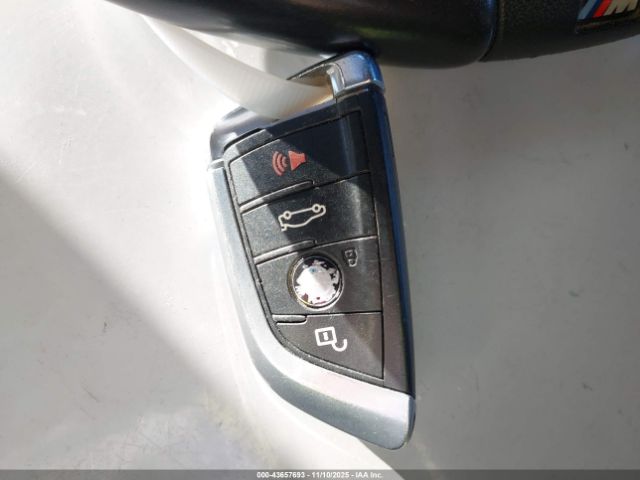 2019 BMW X6 5UXKU0C57K0S97354 Photo 10