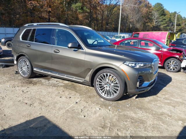 2021 BMW X7 5UXCW2C05M9H20996