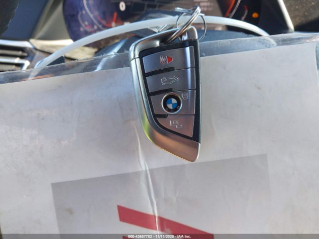 2021 BMW X7 5UXCW2C05M9H20996 Photo 10