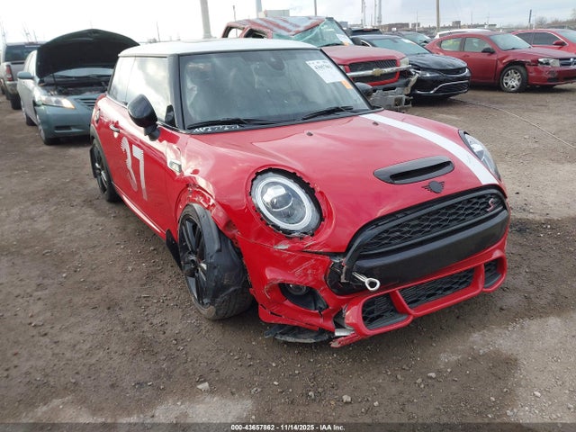 2021 MINI HARDTOP WMWXR5C03M2N86830