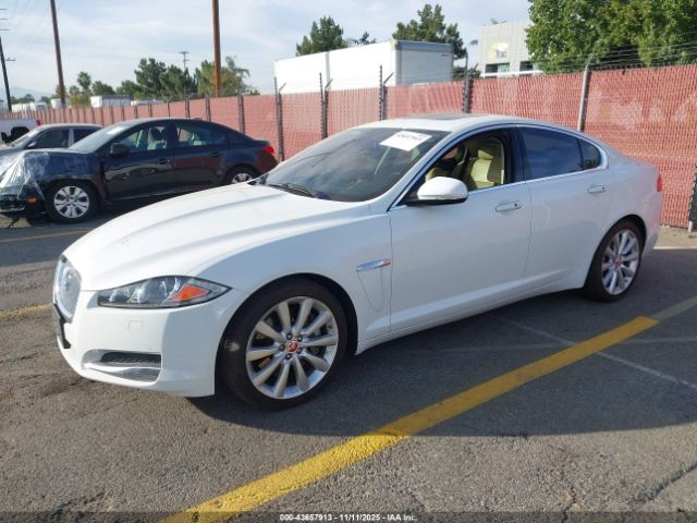 2014 JAGUAR XF SAJWJ0EF0E8U11171 Photo 1