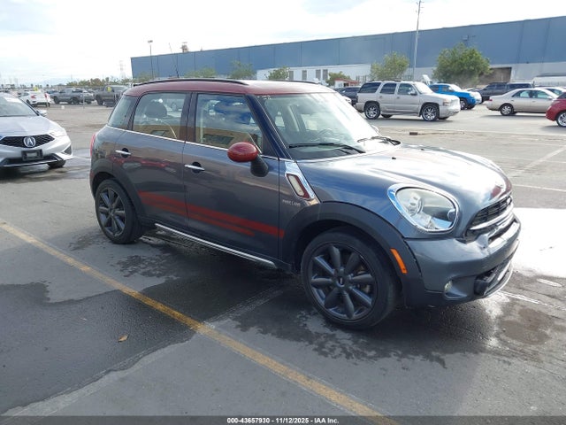 2016 MINI COUNTRYMAN WMWZC3C57GWT07032 Photo 0
