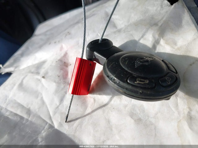 2016 MINI COUNTRYMAN WMWZC3C57GWT07032 Photo 10