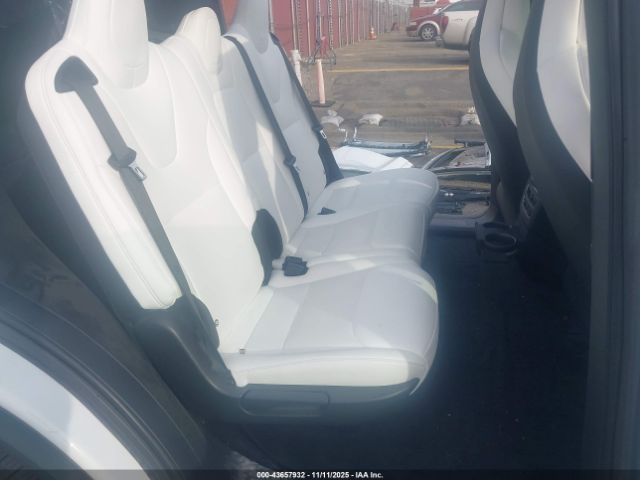 2019 TESLA MODEL X 5YJXCDE25KF151444 Photo 7