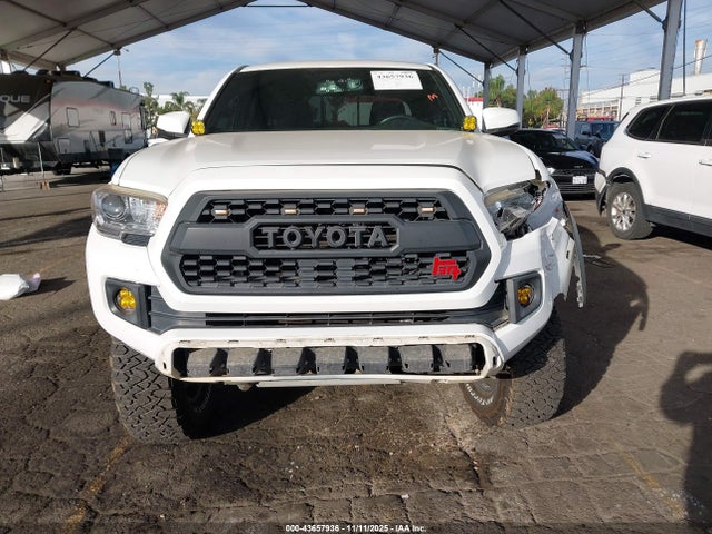 3TMCZ5AN0HM108184 Toyota Tacoma Trd Off Road