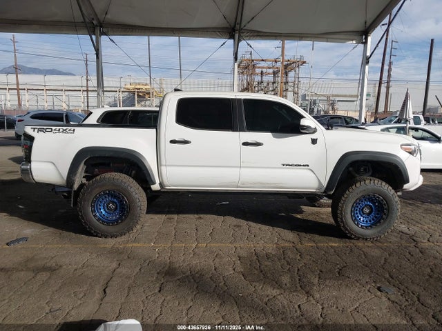 3TMCZ5AN0HM108184 Toyota Tacoma Trd Off Road