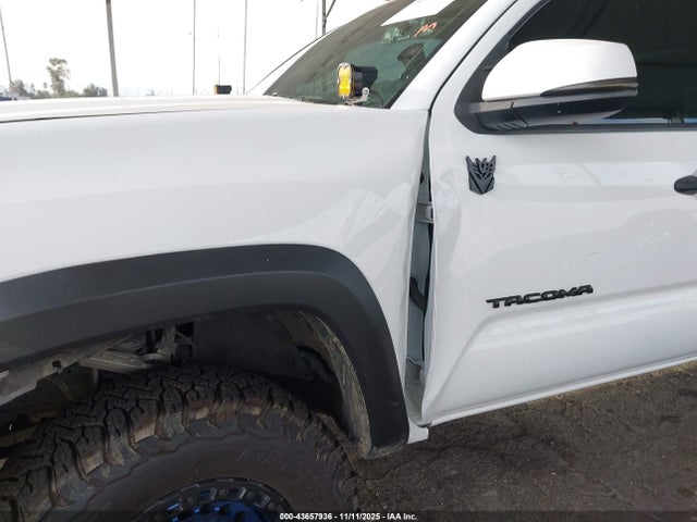 3TMCZ5AN0HM108184 Toyota Tacoma Trd Off Road