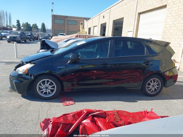 Toyota Prius V Five 2014 JTDZN3EU0EJ005710 Image 14