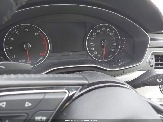 2017 Audi A4 2.0t Premium მანქანა იყიდება აუქციონზე, vin: WAUANAF4XHN006910, აუქციონის ნომერი: 43658084