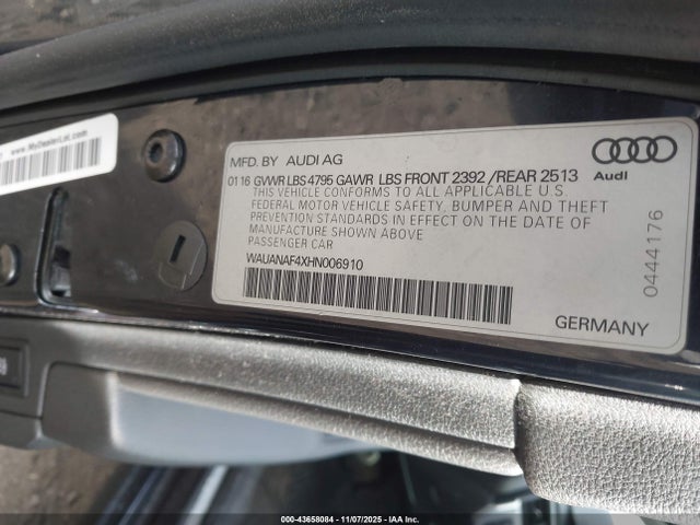 Продаж на аукціоні авто 2017 Audi A4 2.0t Premium, vin: WAUANAF4XHN006910, номер лоту: 43658084