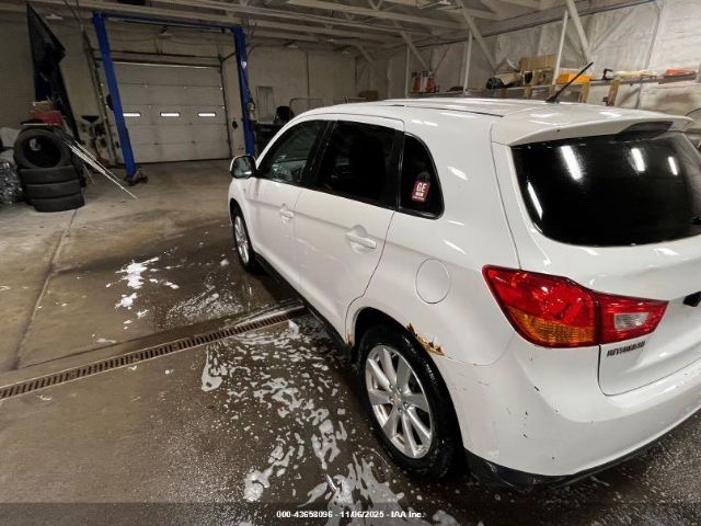 2013 MITSUBISHI OUTLANDER SPORT 4A4AP3AU5DE021561 Photo 2