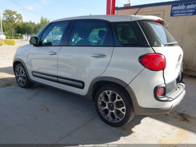 2014 FIAT 500L ZFBCFADH8EZ014946 Photo 2