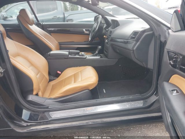 2011 MERCEDES-BENZ E 350 WDDKK5GF8BF108396 Photo 4