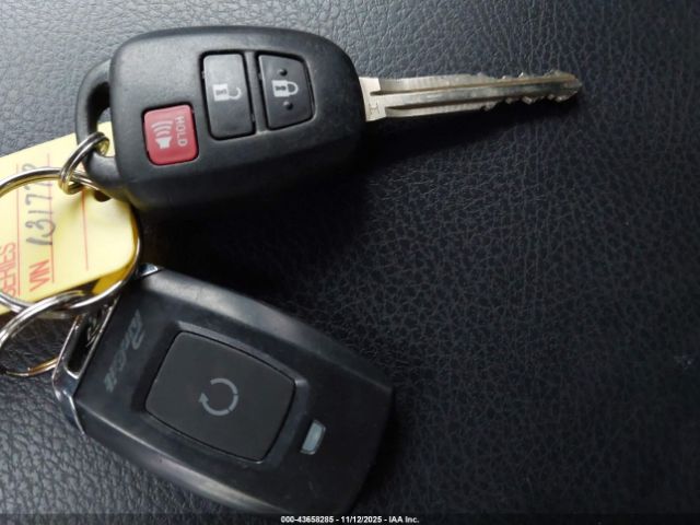 2015 TOYOTA RAV4 JTMRFREV5FD131778 Photo 10