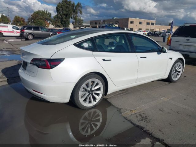 2022 TESLA MODEL 3 5YJ3E1EB1NF228113 Photo 3