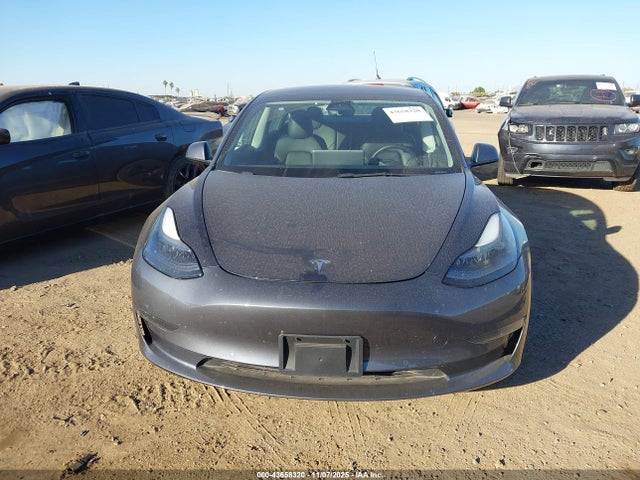 Tesla Model 3 Long Range Dual Motor All-wheel Drive 2022 5YJ3E1EB4NF207000 Image 13